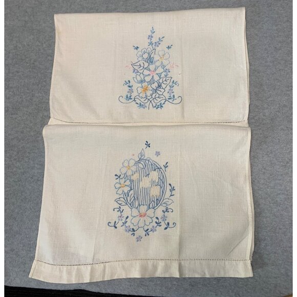 Vintage Hand-Embroidered Floral Linen Finger Towel Set Delicate Patterns & Soft - Picture 2 of 10
